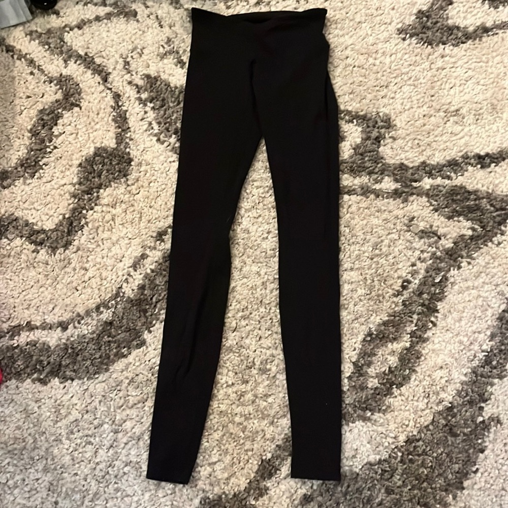 lulu lemon size 2 black leggings